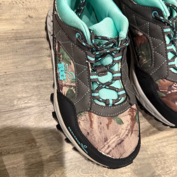 Shoe bundle - Picture 8 of 9